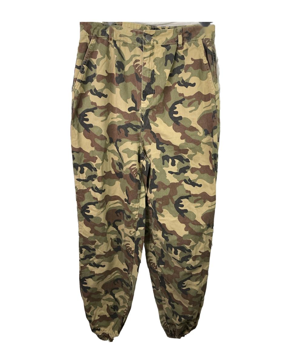 Pantalon cargo Boohoo – Imprimé (army) – Taille 38